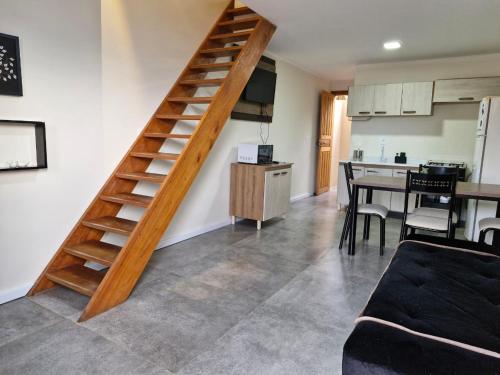 Una cocina o cocineta en DUPLE Suy