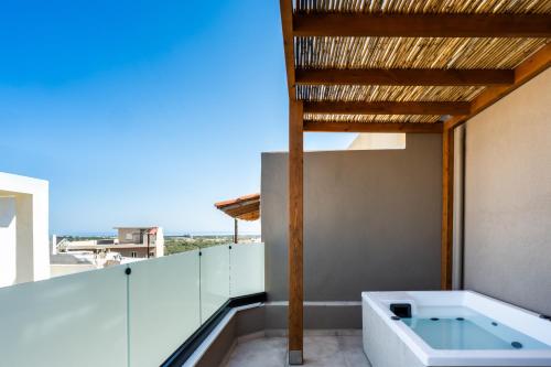 Zenia Living Luxury Villas in Old Hersonissos