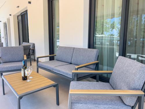 Ruang duduk di Εolia Central Apartments