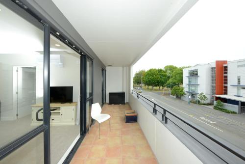 Μια τηλεόραση ή/και κέντρο ψυχαγωγίας στο West Fitzroy Apartments