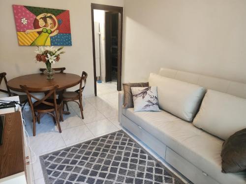 Χώρος καθιστικού στο Casa em Condomíinio Centro BC