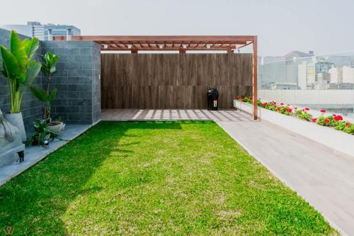Κήπος έξω από το Appealing 1BR Comfy apartment in Surco
