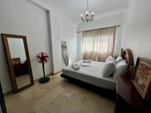 Una cama o camas en una habitación de Luxury central Apartment Casablanca - 2 Mars, City Center