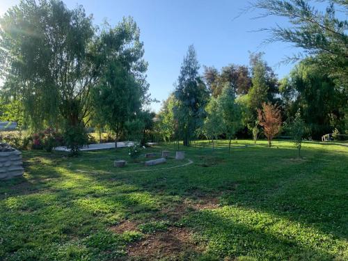 Jardin de l'établissement Cabañas Terra Nova Colbun Machicura