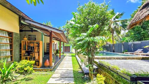 Zahrada ubytování Kies Villas Lombok