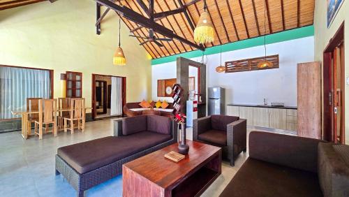 Posezení v ubytování Kies Villas Lombok