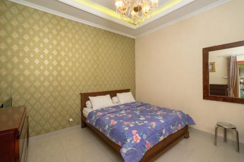 Fotografie z fotogalerie ubytování Vila Pribadi di Klaten - 3 Kamar Tidur - Pendopo & Dapur v destinaci Gondangwinangun