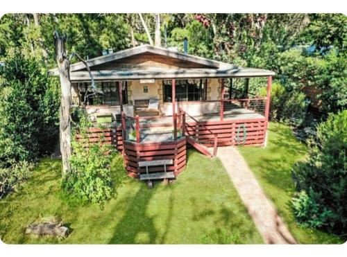 an aerial view of a house in a yard at Blue Wren Mews in Halls Gap