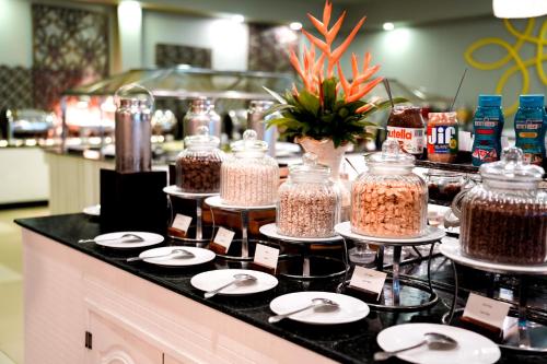 Mad på resortet eller i nærheden