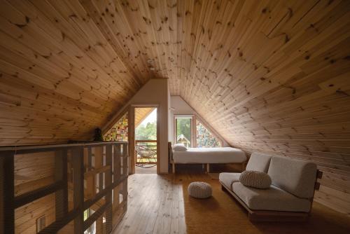 Гостиная зона в 芦ノ隠 Ashi Hakone Cabin Retreat