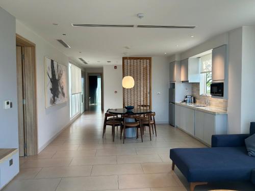 Köök või kööginurk majutusasutuses Alma Resort Cam Ranh