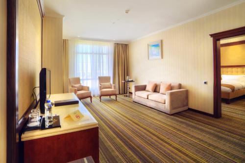 Гостиная зона в Shera Inn Hotel