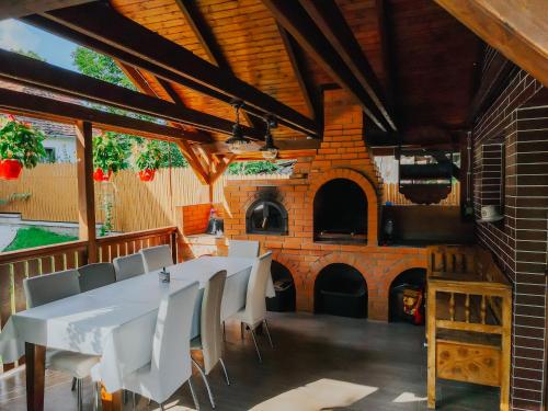 Restaurace v ubytování Szénafű
