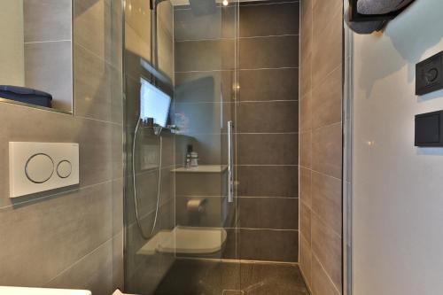 Ένα μπάνιο στο Modernes Studio-Apartment - Gartenblick