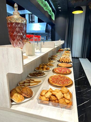 Mad på hotellet eller i nærheden