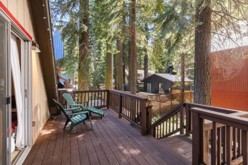 Imagen de la galería de Cozy Family Cabin by West Beach at Donner Lake, en Truckee