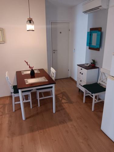Фотография из галереи Apartments Sanja в Макарске
