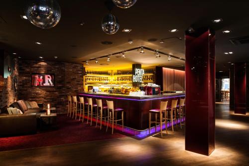 Zona de lounge sau bar la pentahotel Braunschweig