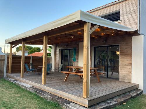 Deux charmantes maisons proche de l'océan.