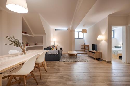 CURA House III - Hideaway in Santos
