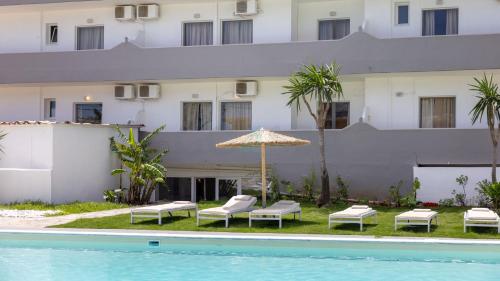 Фотография из галереи Sunrise Beach Ipsos в Ипсосе