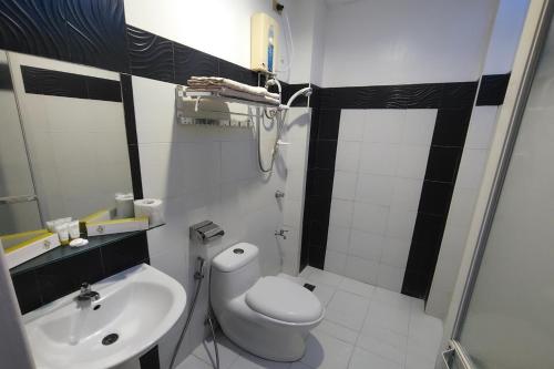 Ένα μπάνιο στο Bergamo Hotel Lingayen
