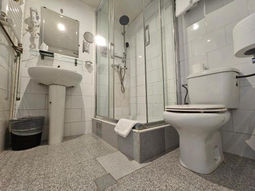 Un baño de Hotel Palermo