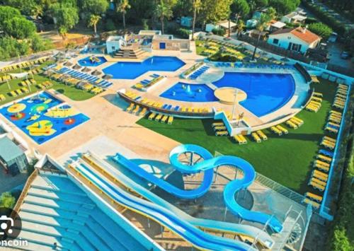 Φωτογραφία από το άλμπουμ του Mobil-home - Clim, TV - Camping LE BOSC 4 étoiles - MH-A034 σε Saint-Cyprien