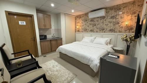 luxury Apartment Near Airport