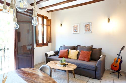 Dramaturgo Faust Hernandez Prime