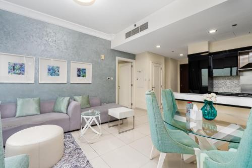 Elegant 2BR APT, 3 minutes to Burj Khalifa