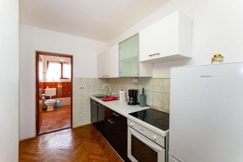 Drazen Charming Three Bedroom Apartment