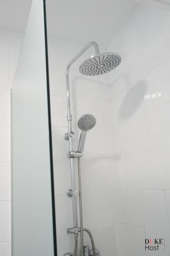 Divina Enfermera Apartments