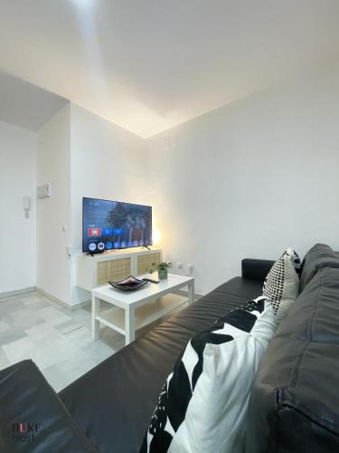 Divina Enfermera Apartments