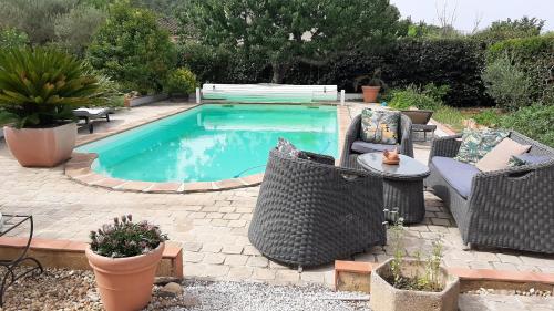 Petite maison à la campagne