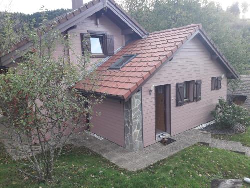 Budova, kde se chata nachází