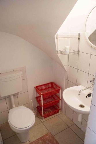 Holiday home in Novi Vinodolski 15408