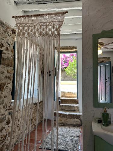 Fotografie z fotogalerie ubytování Monolithos House v destinaci Lagoúdi Zía