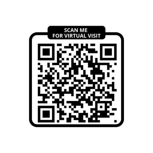 un code qr noir et blanc avec un signe me scanner pour une visite virtuelle dans l'établissement Bluestay 159 - Charmant appartement à Paris 2, à Paris