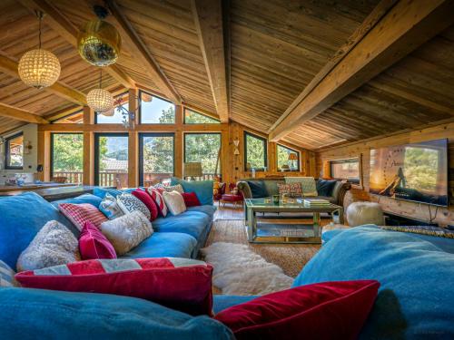 Chalet Wonderland - OVO Network