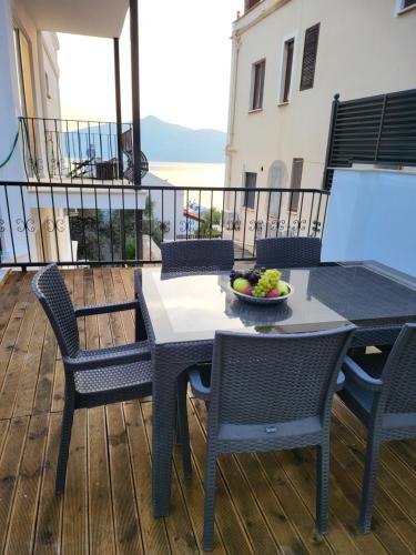 Ban công/sân hiên tại TheMilkyWay 2 Bedroom Penthouse Rooftop Apartment