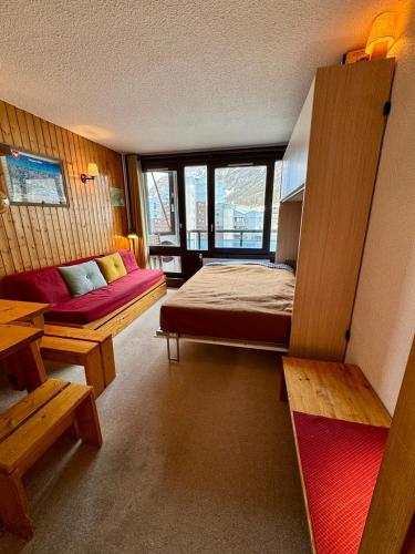 Ski-In Ski-Out Cozy Cabin 1 min lift 5 min village center Perfect Val-d'Isère base