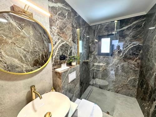 Ένα μπάνιο στο OPUS Boutique apartmani