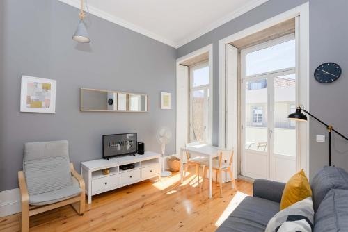 Liiiving in Porto - Silver Light Apartment