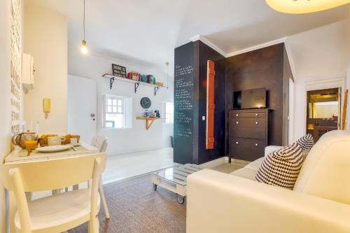 New! Lovely Family Apartment