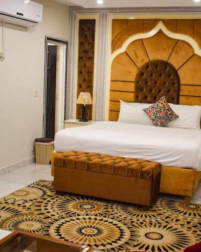 Gallery image of Relax Inn in Lahore