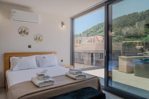 La Vue, Suites For Living