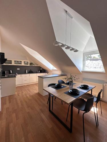 Bratislava Danube&Castle Retreat Apartment, 70m2