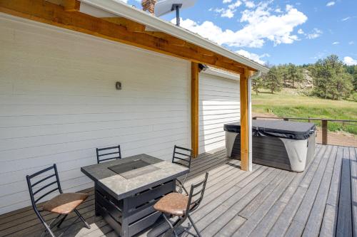 Φωτογραφία από το άλμπουμ του Creekside Florrisant Hideaway - Great for Anglers! σε Florissant