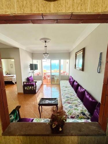 Χώρος καθιστικού στο Seafront Apartment, Mediterranean Charm, Gibralter View, Tangier - Oued Alien